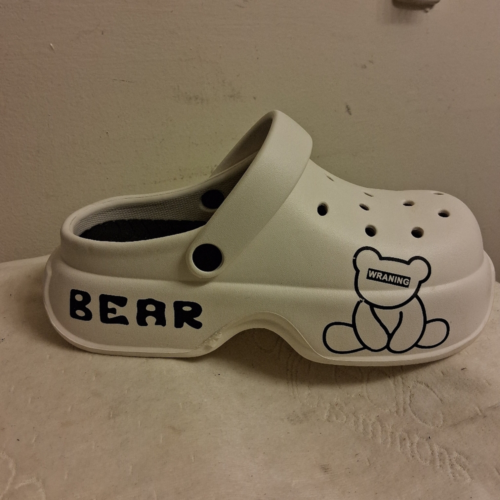 Womens 2 Inches Platfotm Bear Design Clogs - White Size 9 - 10,  Like Crocs - Picture 10 of 16